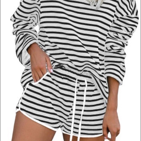 Navy Striped long sleeve lounge set, soft & comfy! - Picture 7 of 11